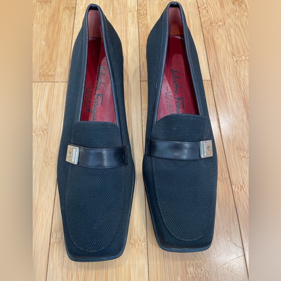 SALVATORE FERRAGAMO Women’s Sport Square Toe Low Heel Loafers - Picture 8 of 8